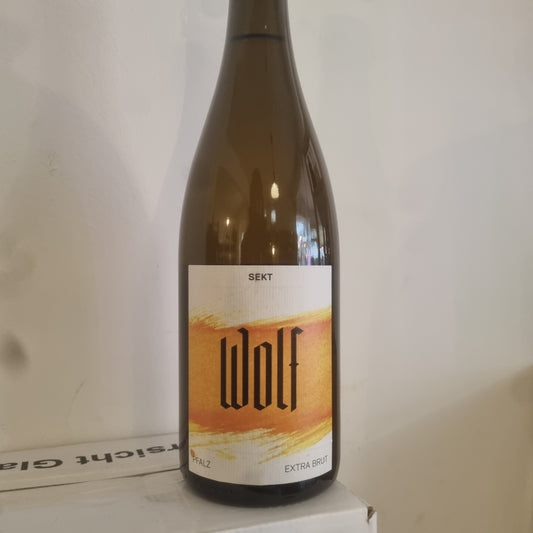 WOLF | Sekt #02